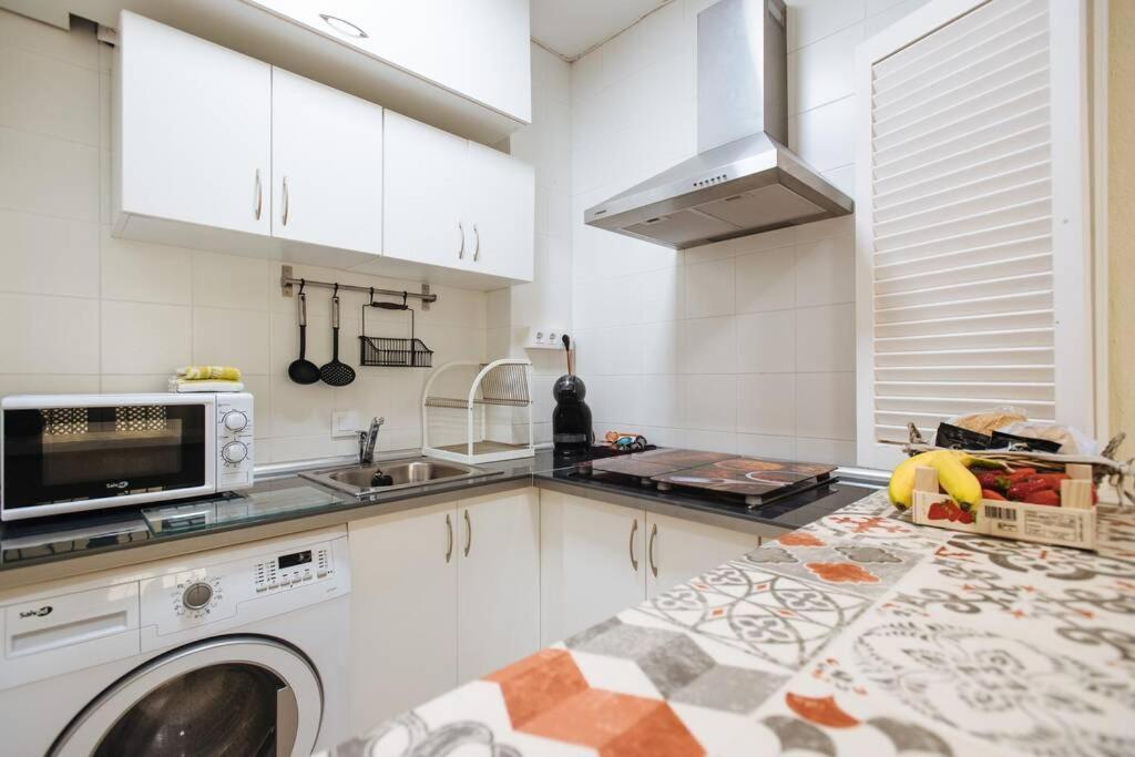 Cozy And Well Located Apartment In The Center Of Sewilla Zewnętrze zdjęcie